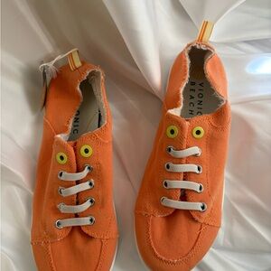 Vionic Bright Orange Women’s  Sneakers